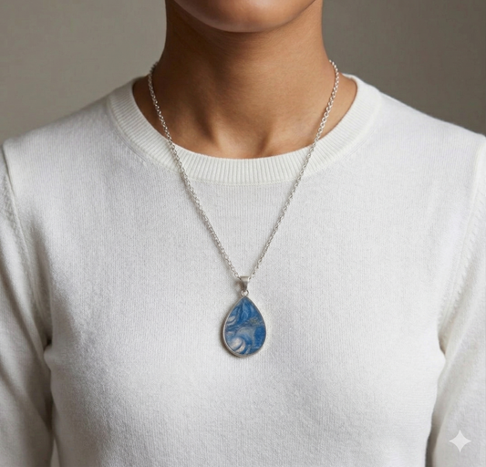 Azzurro Fluire Necklace