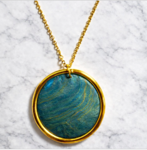 Fluira Verde Necklace