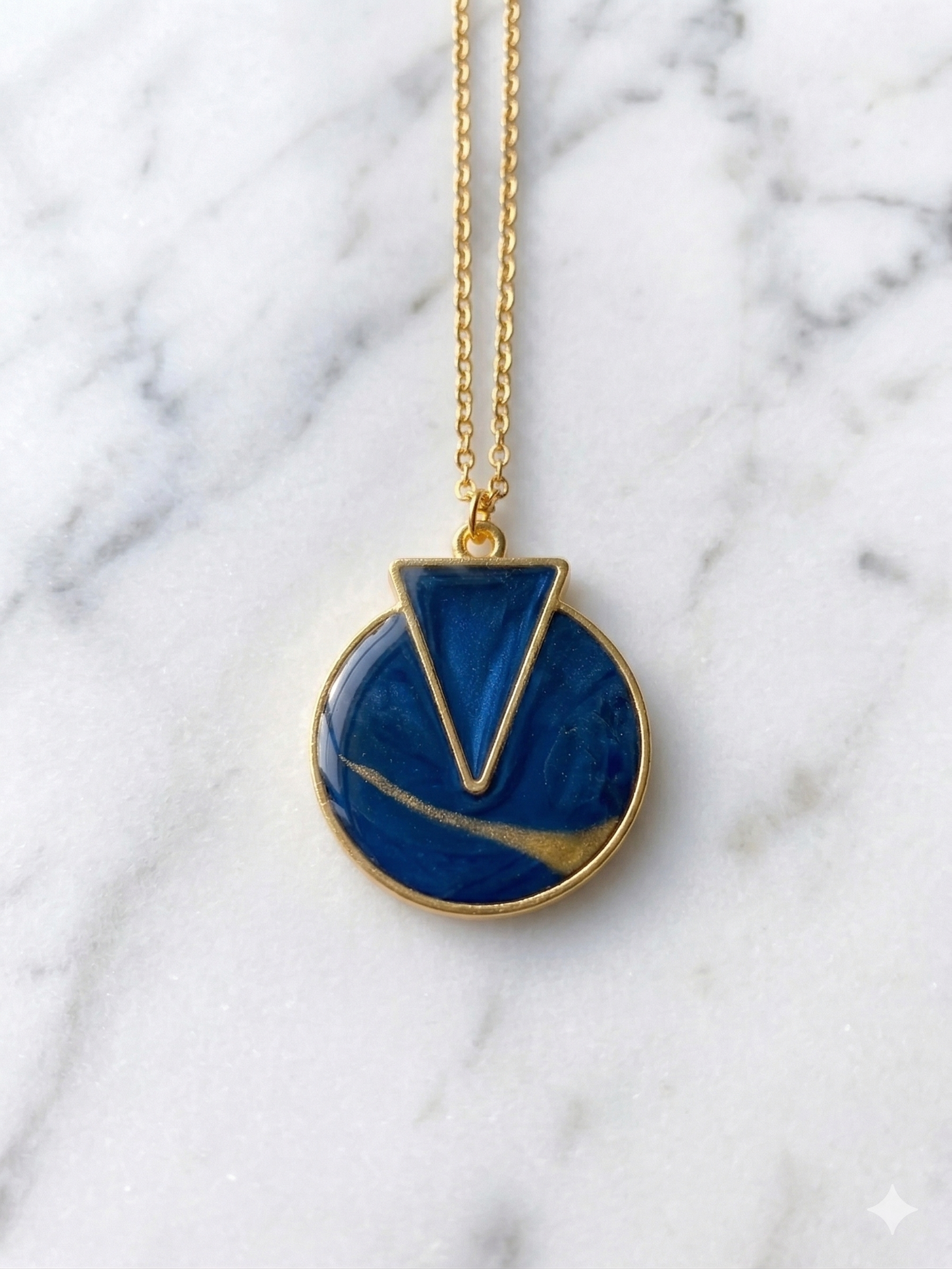 Segno Notte Necklace